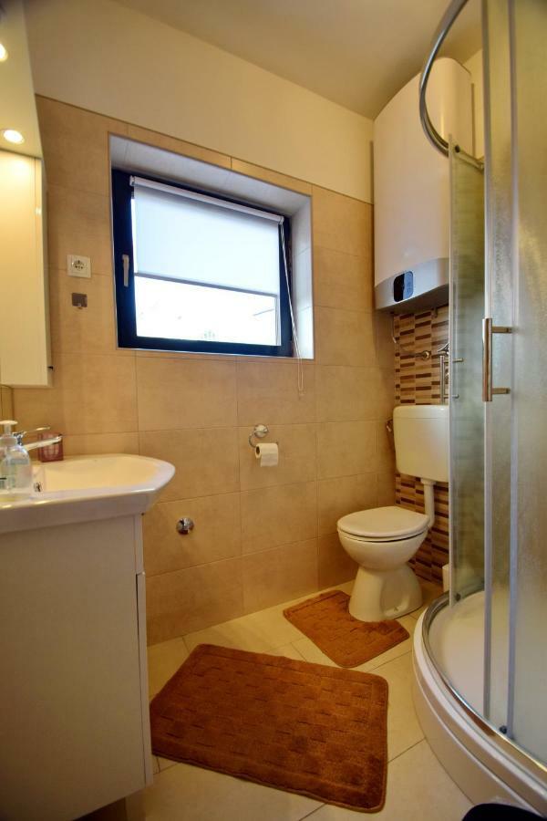 Haus Tanja Villa Malinska Ngoại thất bức ảnh
